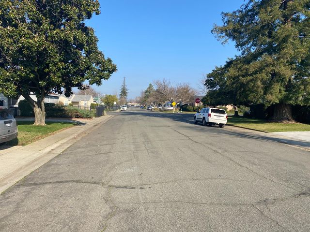 5769 Ortega St, Sacramento, CA 95824
