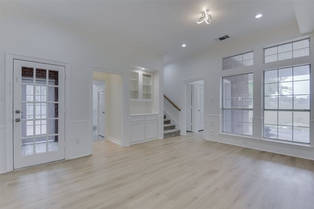 2121 Shari Lane, Garland, TX 75043