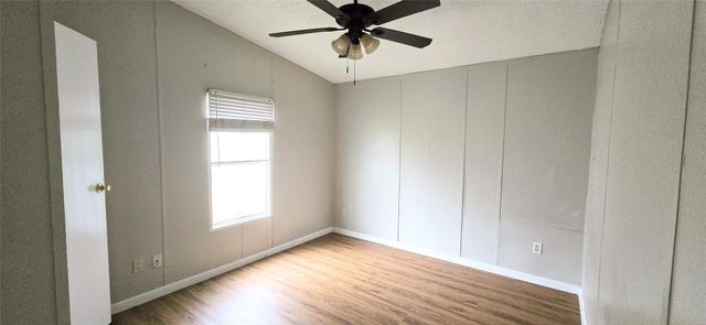 16885 W Lynbrook, Montgomery, TX 77316