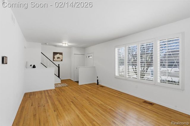 30241 Stockton Avenue, Farmington Hills, MI 48336