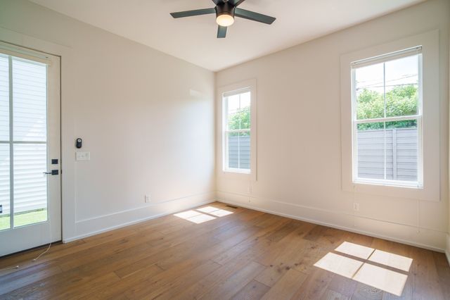 725 Park Cir, Nashville, TN 37205