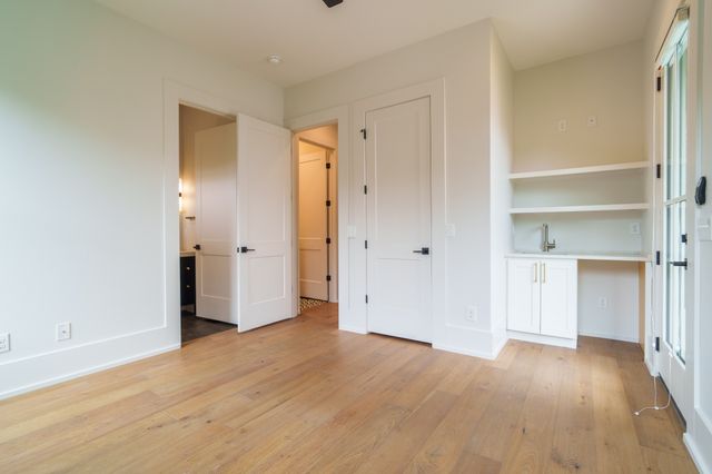 725 Park Cir, Nashville, TN 37205