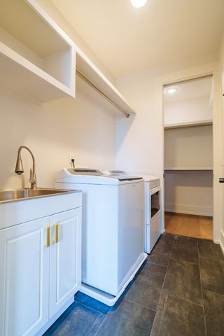 725 Park Cir, Nashville, TN 37205