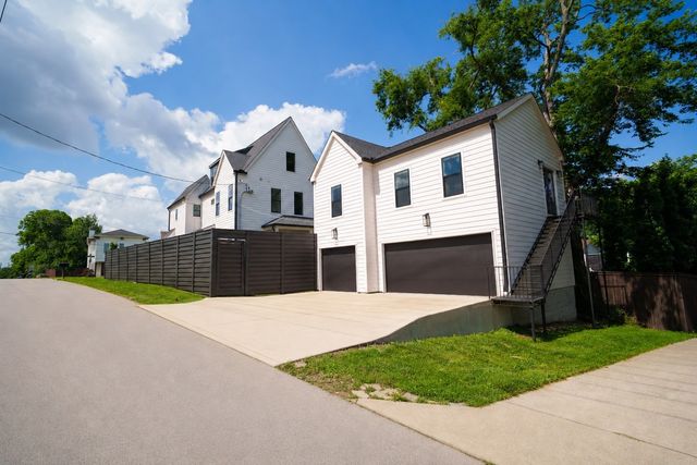 725 Park Cir, Nashville, TN 37205