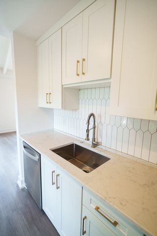725 Park Cir, Nashville, TN 37205