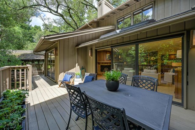 18 Covered Bridge Rd, Carmichael, CA 95608