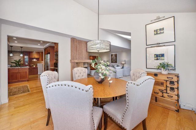 18 Covered Bridge Rd, Carmichael, CA 95608