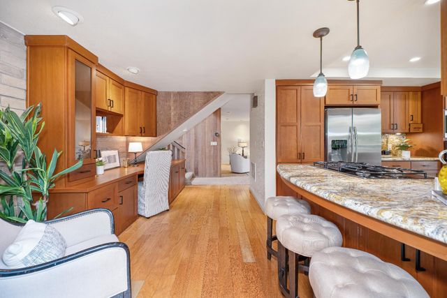 18 Covered Bridge Rd, Carmichael, CA 95608