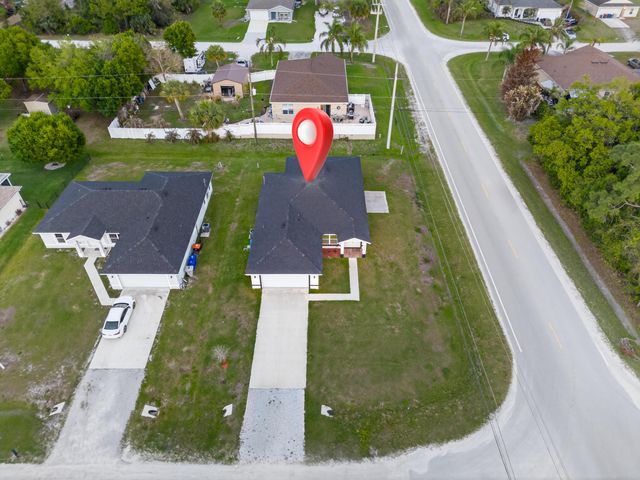 8316 103rd Avenue, Vero Beach, FL 32967