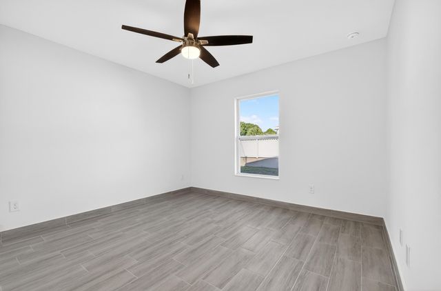 8316 103rd Avenue, Vero Beach, FL 32967