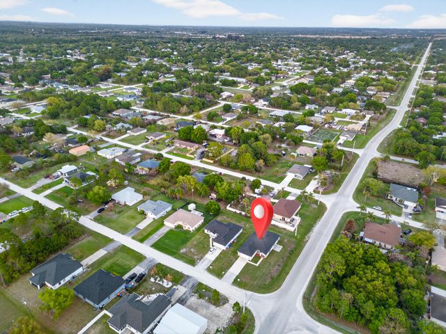 8316 103rd Avenue, Vero Beach, FL 32967