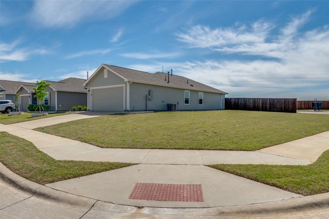 5402 Majestro Way, Forney, TX 75126