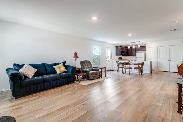 5402 Majestro Way, Forney, TX 75126