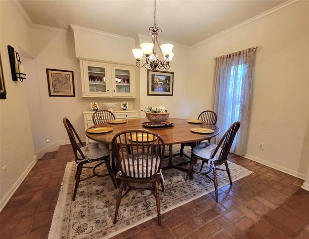 709 Palmer Drive, Conroe, TX 77302