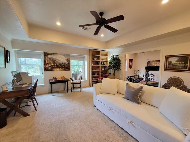 709 Palmer Drive, Conroe, TX 77302