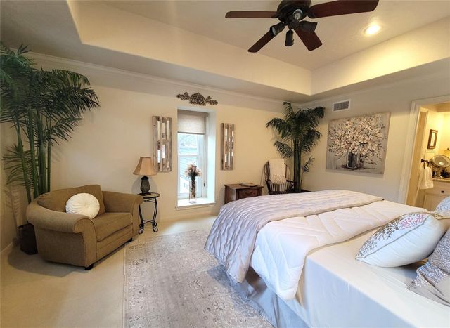 709 Palmer Drive, Conroe, TX 77302