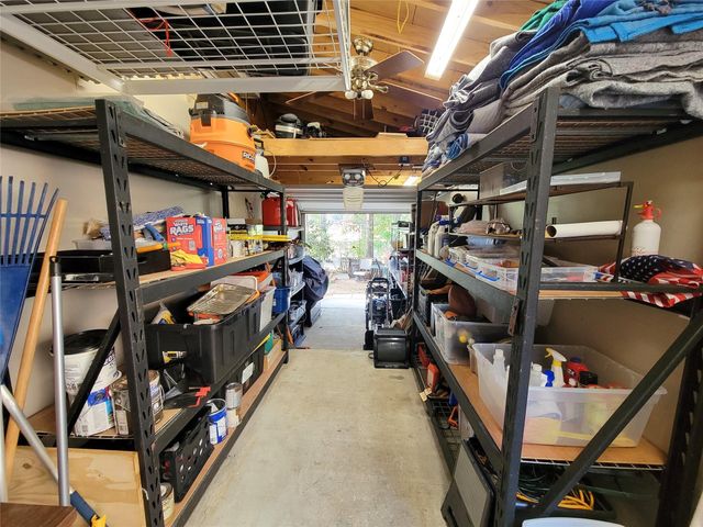 709 Palmer Drive, Conroe, TX 77302