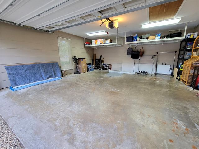 709 Palmer Drive, Conroe, TX 77302