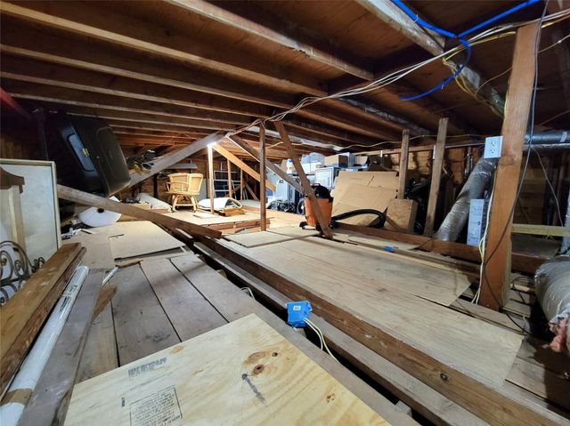 709 Palmer Drive, Conroe, TX 77302