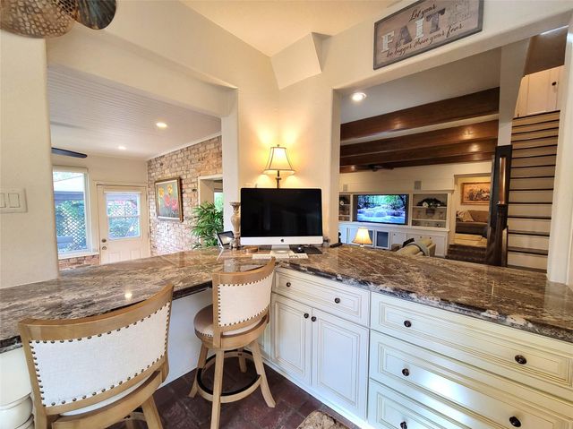 709 Palmer Drive, Conroe, TX 77302