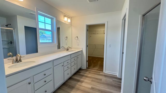 2040 Halton Oaks Drive, Spartanburg, SC 29303