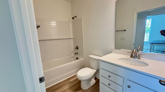 2040 Halton Oaks Drive, Spartanburg, SC 29303