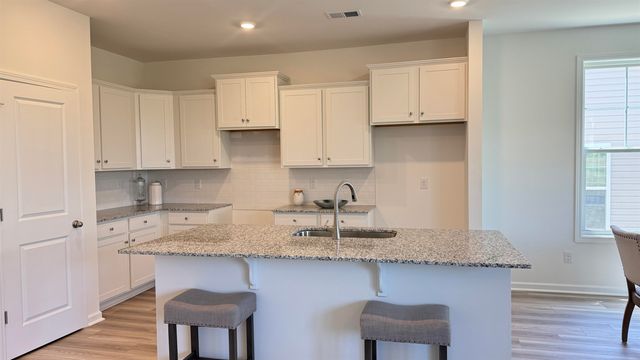 2040 Halton Oaks Drive, Spartanburg, SC 29303