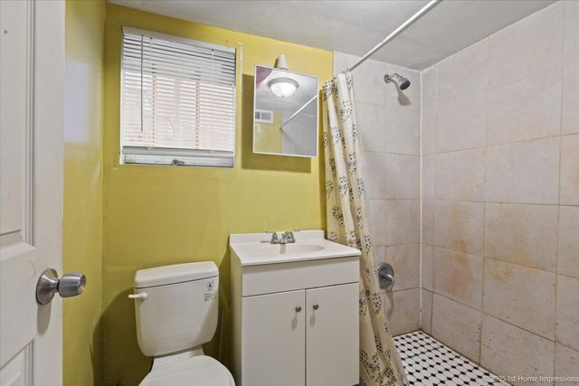 3839 Harvey Avenue, Berwyn, IL 60402