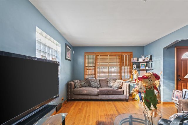 3839 Harvey Avenue, Berwyn, IL 60402