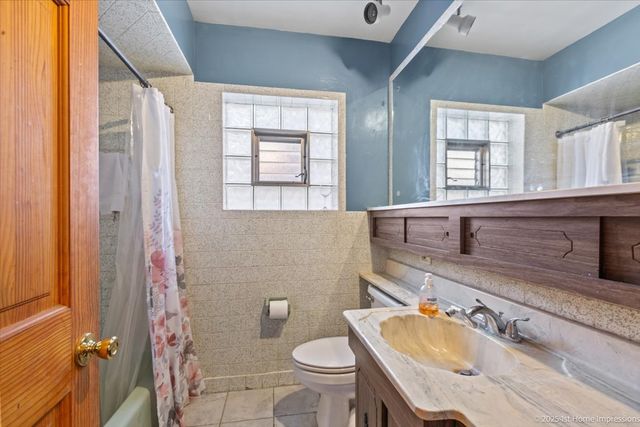 3839 Harvey Avenue, Berwyn, IL 60402