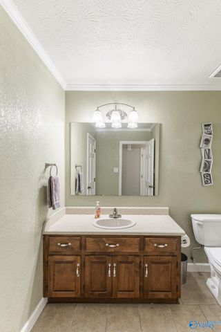 2003 Lancaster Avenue, Decatur, AL 35603