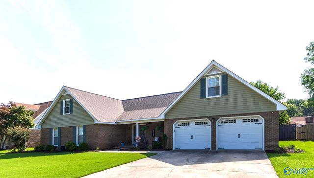 2003 Lancaster Avenue, Decatur, AL 35603