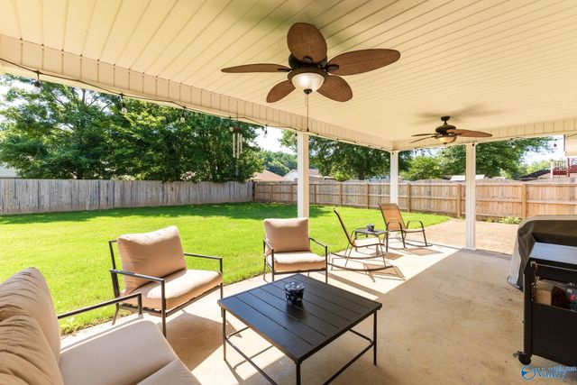 2003 Lancaster Avenue, Decatur, AL 35603