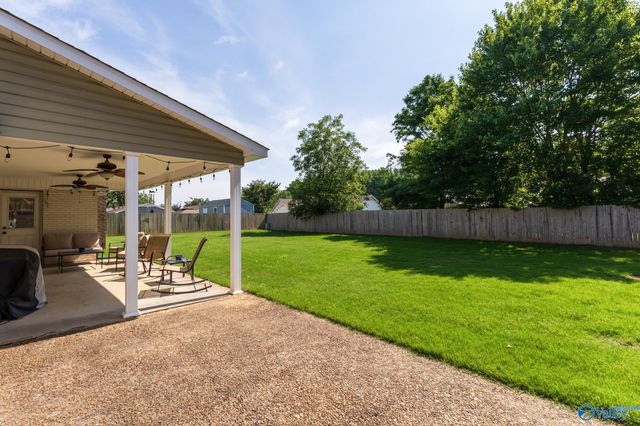 2003 Lancaster Avenue, Decatur, AL 35603