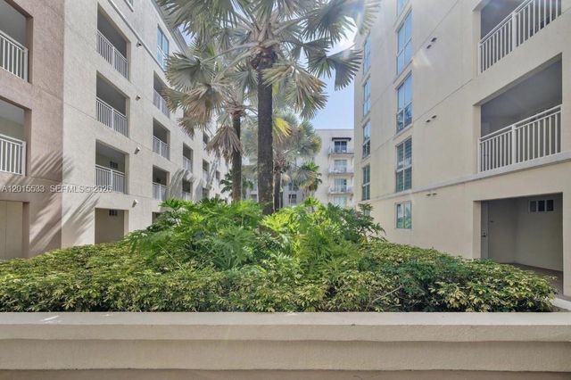 7270 SW 88th St B202, Miami, FL 33156