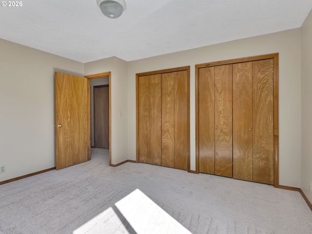 8445 Sw MAVERICK Pl, Beaverton, OR 97008