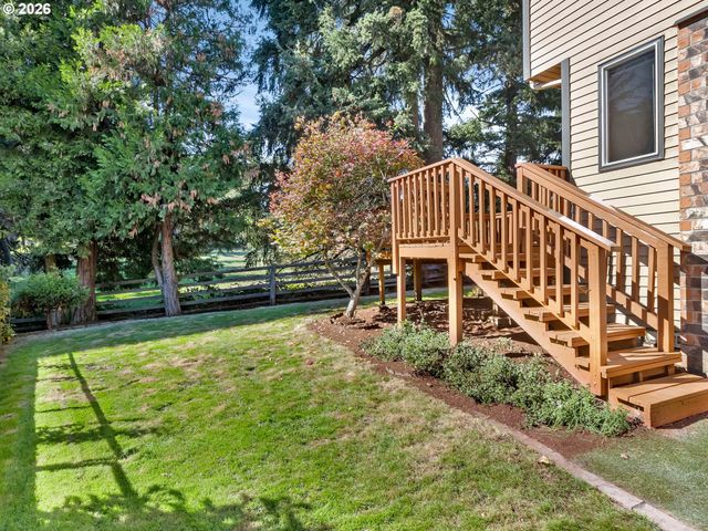 8445 Sw MAVERICK Pl, Beaverton, OR 97008
