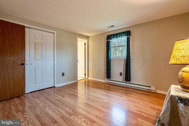 35 GRAVEL PIKE, Red Hill, PA 18076