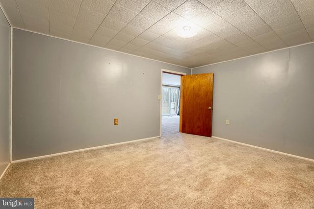 35 GRAVEL PIKE, Red Hill, PA 18076