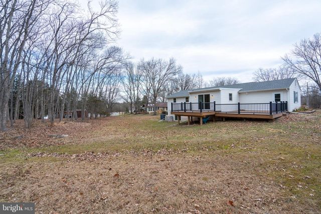 35 GRAVEL PIKE, Red Hill, PA 18076