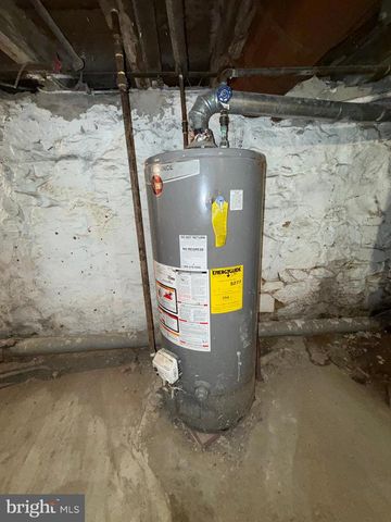 1818 HARRISON ST, Philadelphia, PA 19124