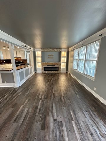 208 Overby Dr, Antioch, TN 37013