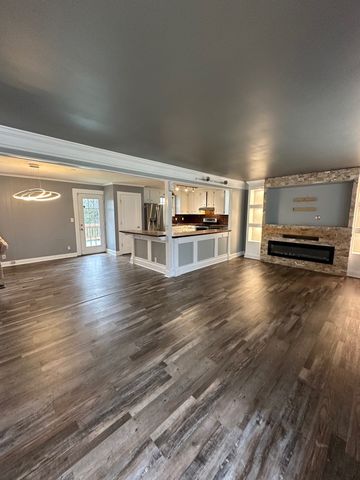 208 Overby Dr, Antioch, TN 37013