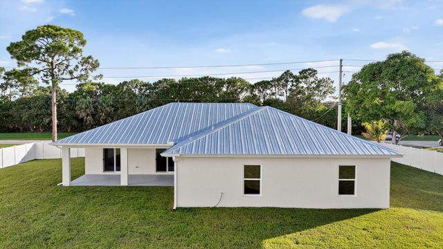 156 SW Paar Drive, Port St Lucie, FL 34953