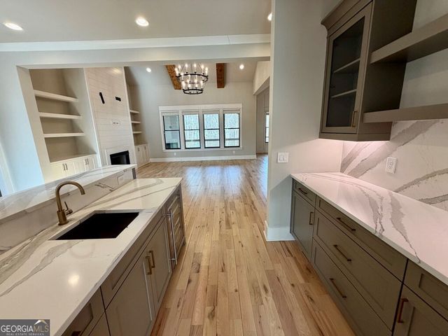 5760 Lula Bridge Court, Braselton, GA 30517