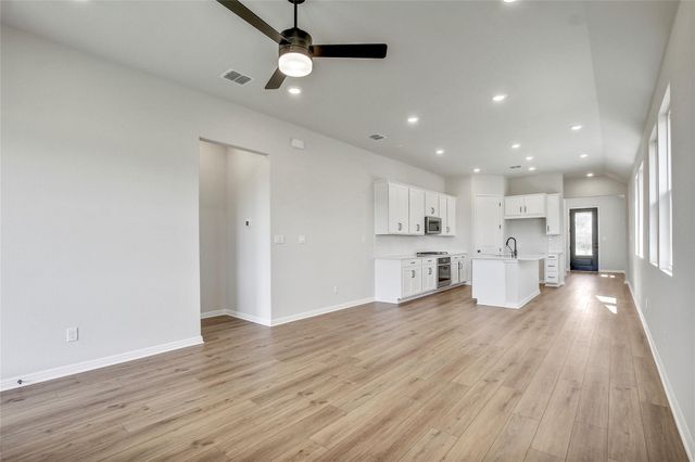 240 Denali WAY, Dripping Springs, TX 78620