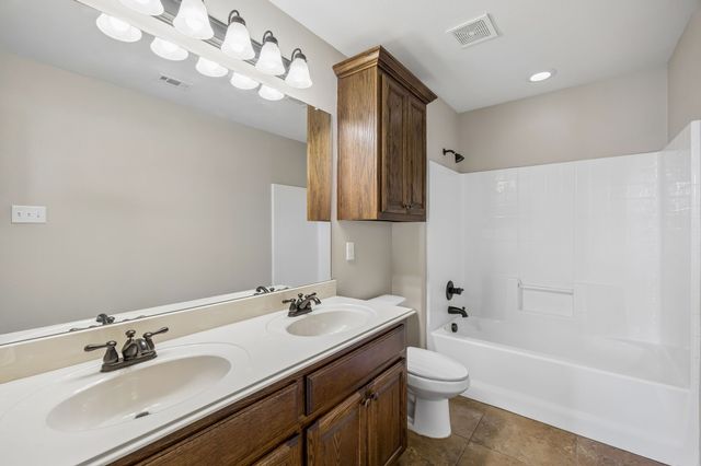 117 Thames Circle, Waxahachie, TX 75165