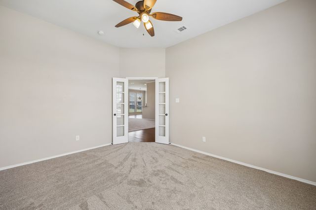 117 Thames Circle, Waxahachie, TX 75165