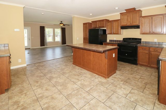 2014 Husband Road, Paducah, KY 42003