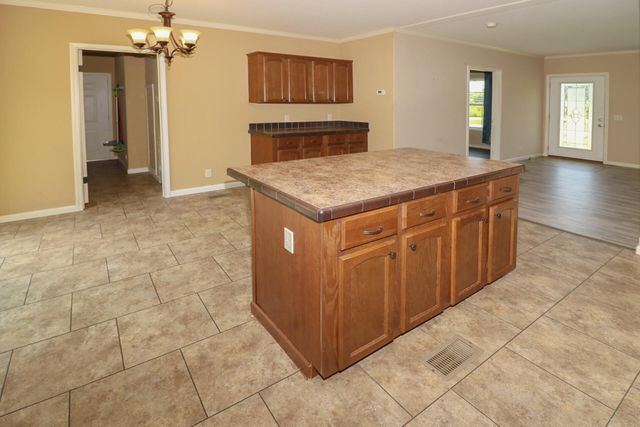 2014 Husband Road, Paducah, KY 42003